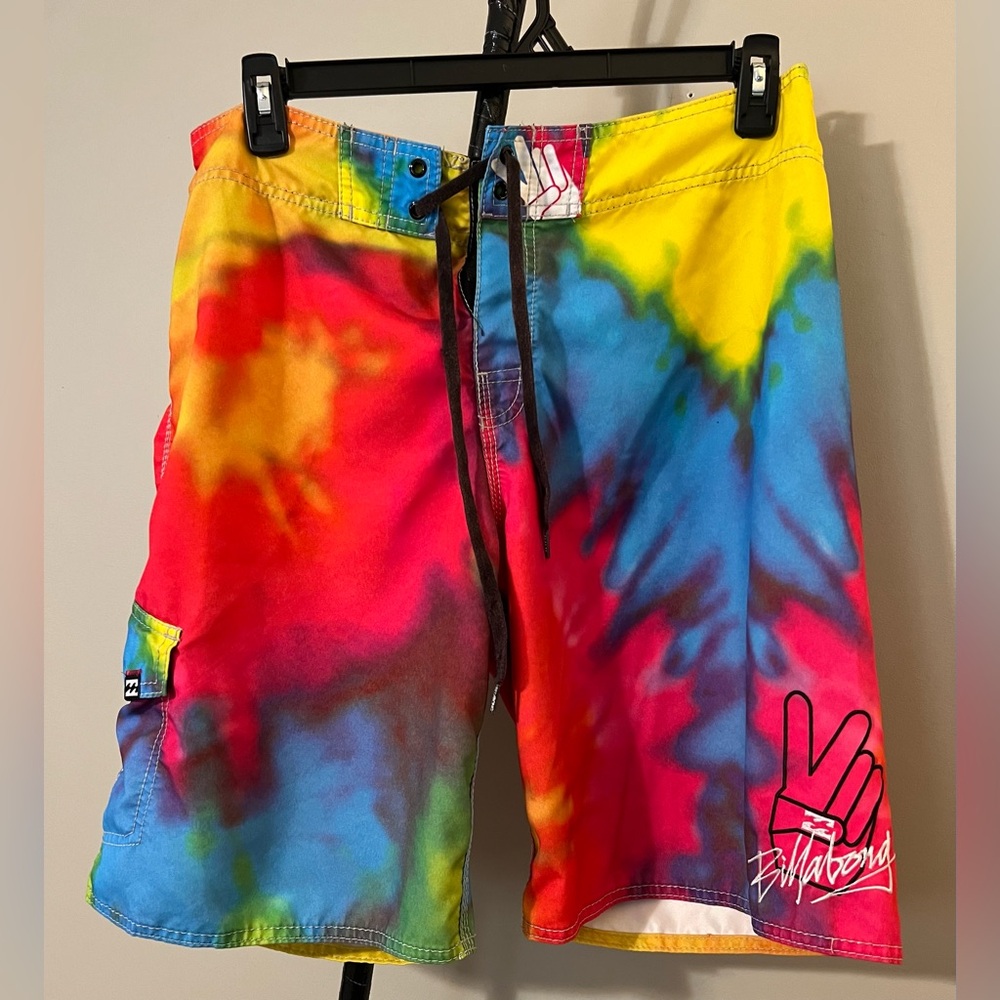 Billabong tie-dyed board shorts 36